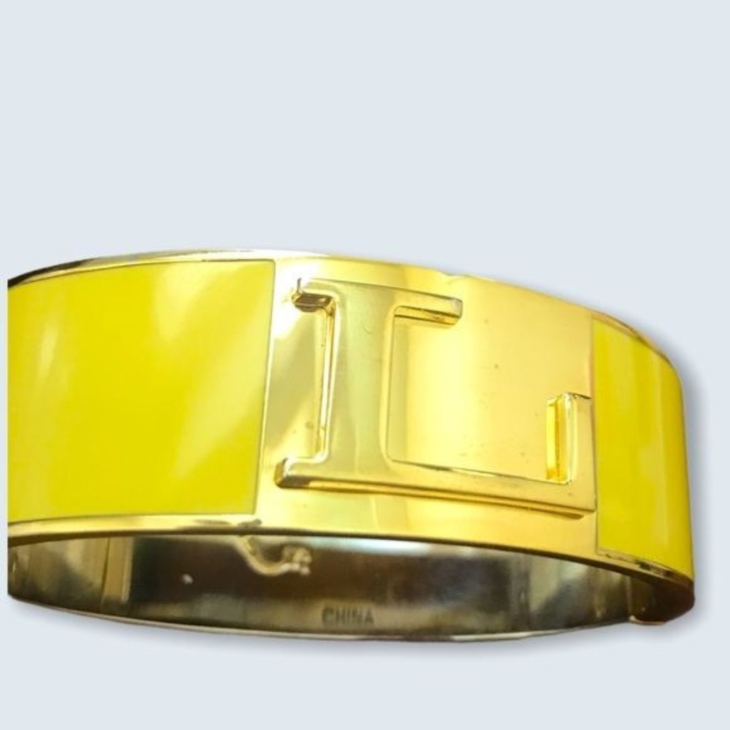 320 Sale C Wonder Bangle Bracelet Sunshine Yellow L Initial Hinged Bangle 15$